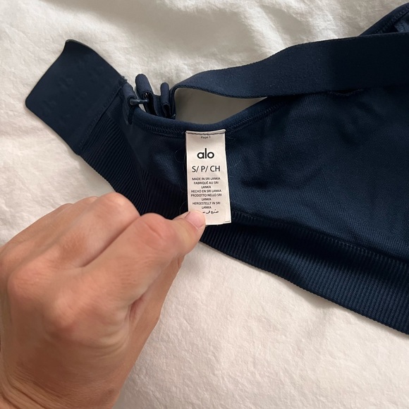 ALO Seamless Ribbed Favorite Bra [S] - Picture 4 of 5